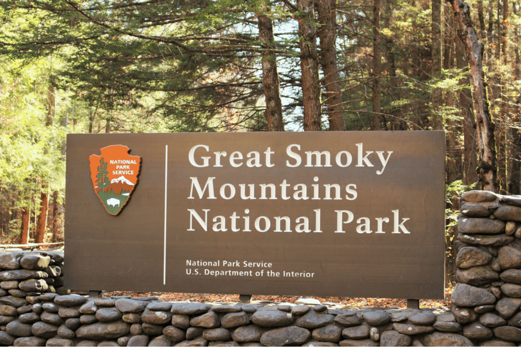 Picture of national park sign leading you to Smoky Mountain adventures.